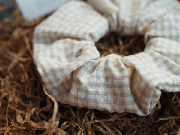 Coletero scrunchie vichy beige