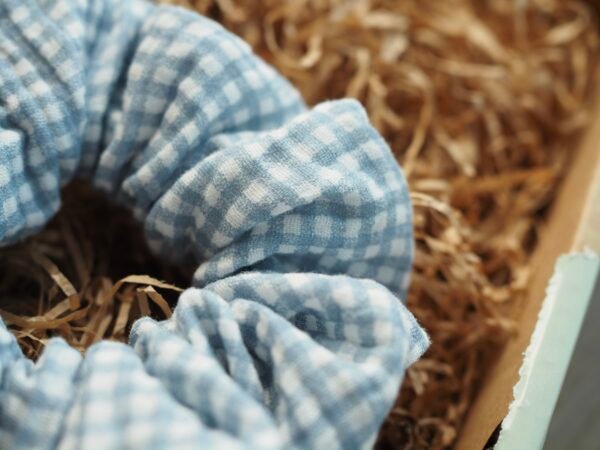 Scrunchie vichy azul